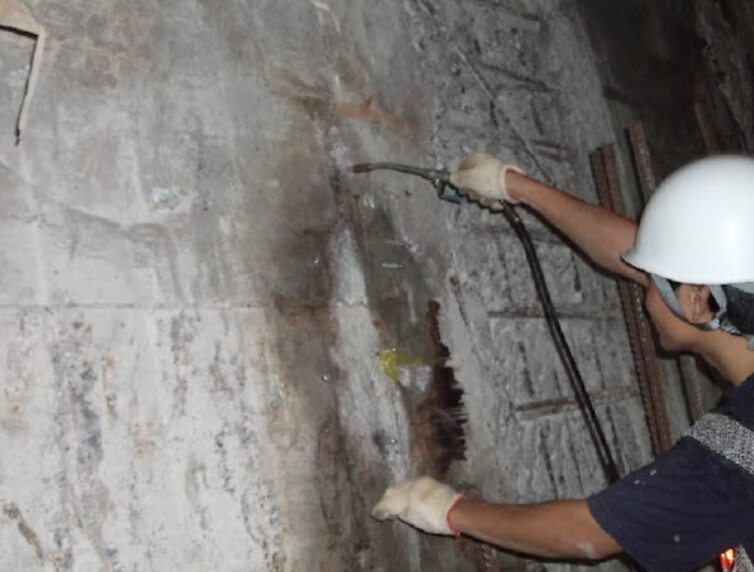 Keo PU Foam chống thấm là gì? Cách sử dụng như thế nào?